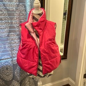 Reversible pink puffer vest medium NWT